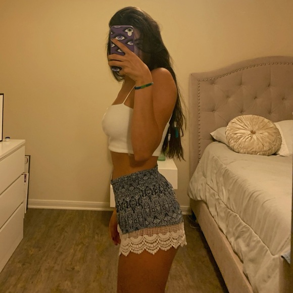 flowy blue shorts - Picture 2 of 3